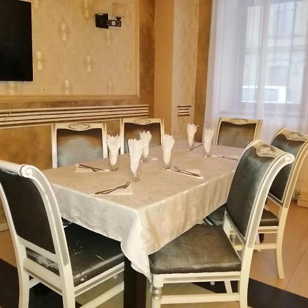 Hotel Cosmin أراد المظهر الخارجي الصورة