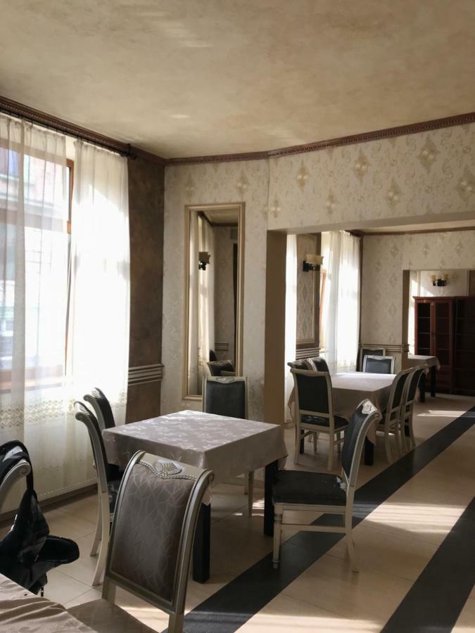 Hotel Cosmin أراد المظهر الخارجي الصورة