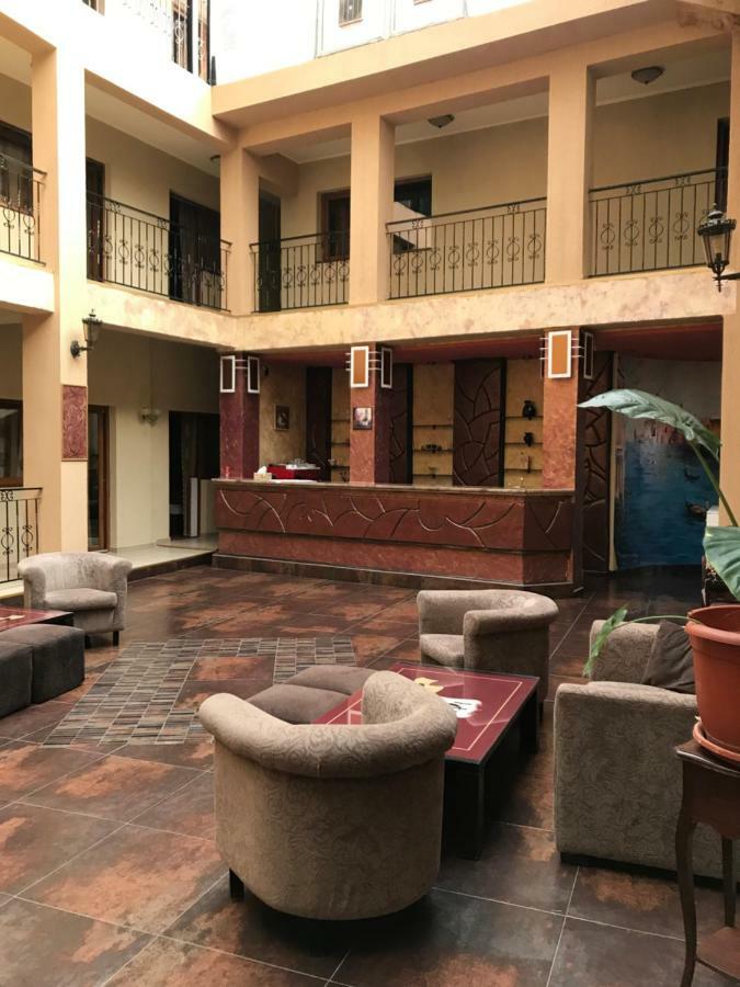 Hotel Cosmin أراد المظهر الخارجي الصورة
