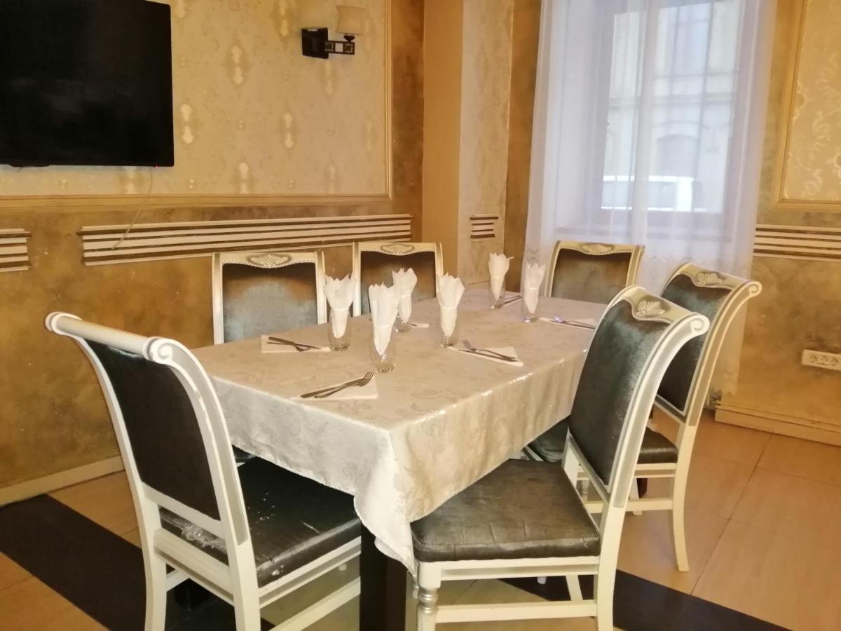 Hotel Cosmin أراد المظهر الخارجي الصورة